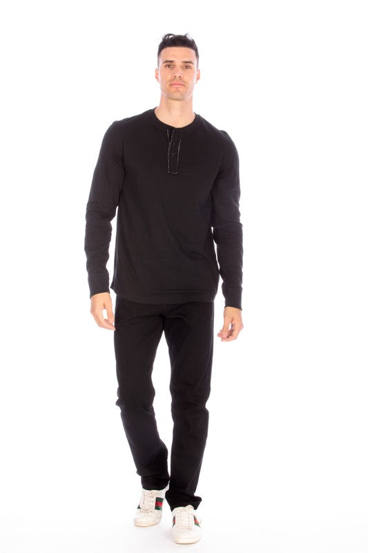 LONG SLEEVE HENLEY BLACK