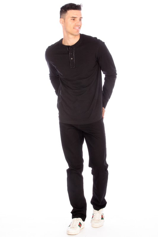 LONG SLEEVE HENLEY BLACK