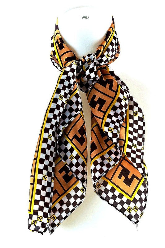 E T Real Silky Feel Square Scarf